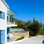 Katerina's Village Άγιος Νικήτας
