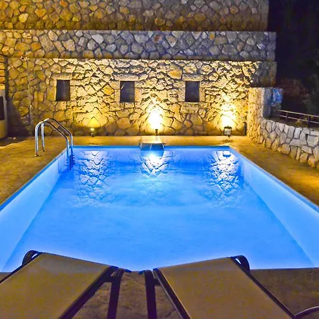 Katerina's Village * Άγιος Νικήτας